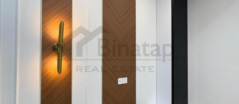 Sherq bazarinin yani, 28 May m/s yaxin 2 otaqli menzil satilir/53 kv.m. - 6