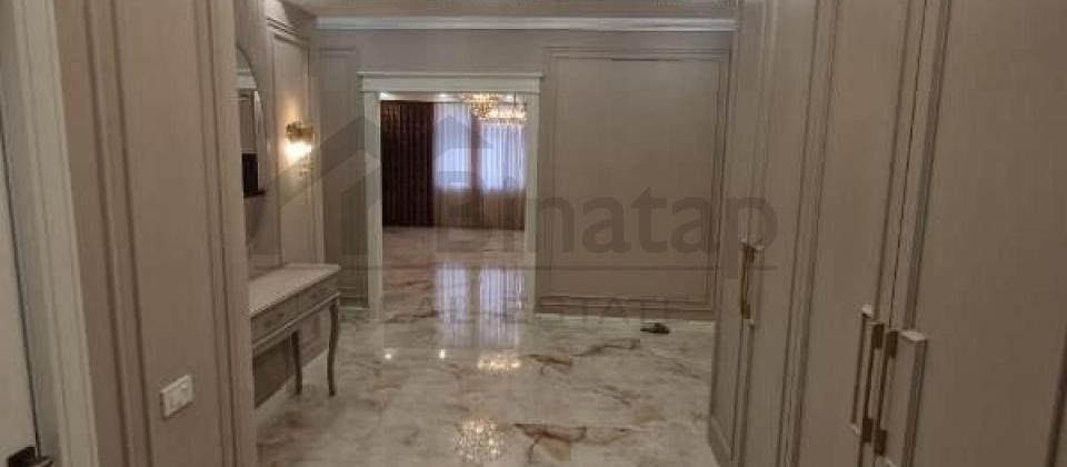 Semed Vurgun parki ve 28 May m/s yaxin 3 otaqli menzil satilir/110 kv.m. - 6