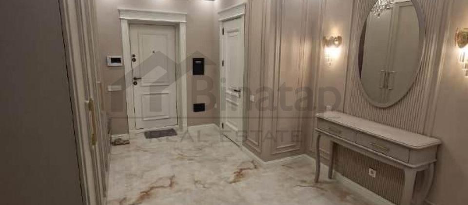 Semed Vurgun parki ve 28 May m/s yaxin 3 otaqli menzil satilir/110 kv.m. - 10