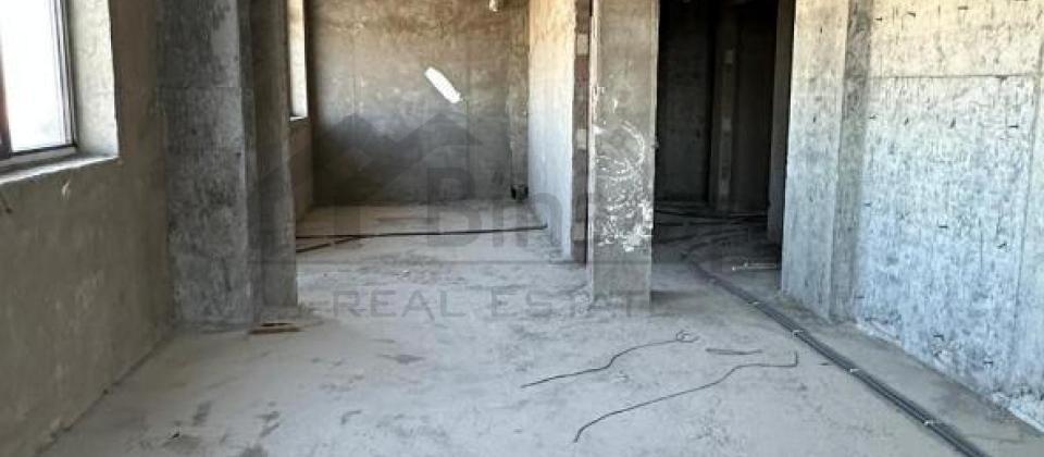 Huseyn Cavid parki ve Elmler Akademiyasi m/s yaninda 4 otaqli menzil satilir/153 kv.m. - 8