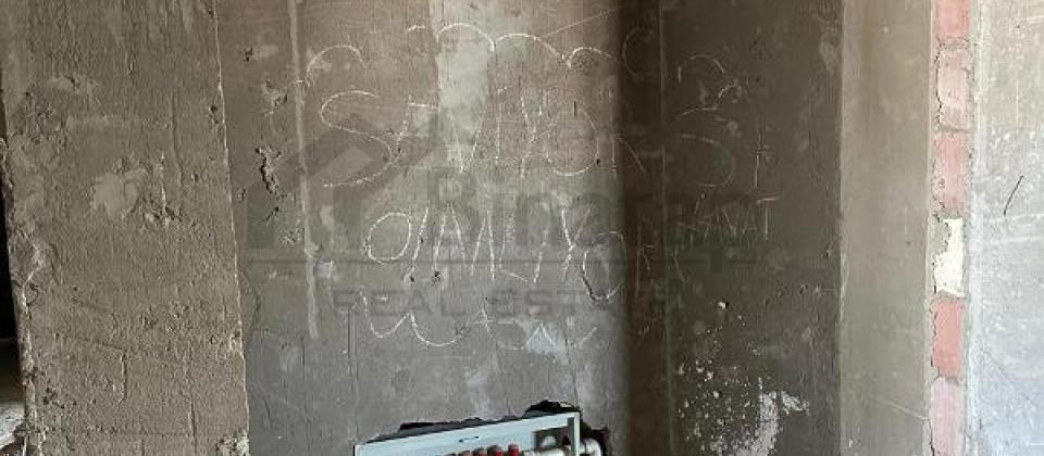 Huseyn Cavid parki ve Elmler Akademiyasi m/s yaninda 4 otaqli menzil satilir/153 kv.m. - 14