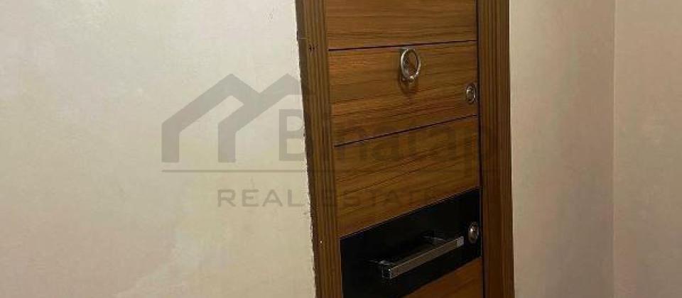 Sherq bazarinin yani, 28 May m/s yaxin 3 otaqli menzil satilir/115 kv.m. - 4