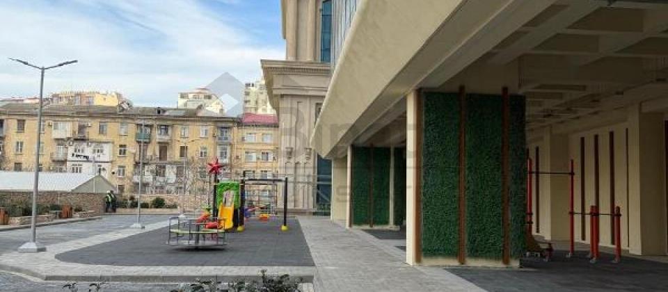 Huseyn Cavid parki ve Elmler Akademiyasi m/s yaninda 4 otaqli menzil satilir/147 kv.m. - 3