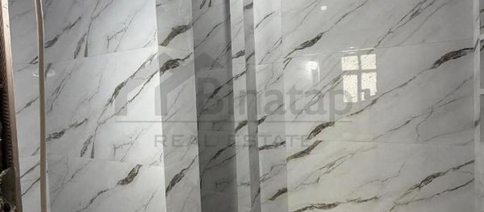 Huseyn Cavid parki ve Elmler Akademiyasi m/s yaninda 4 otaqli menzil satilir/147 kv.m. - 10