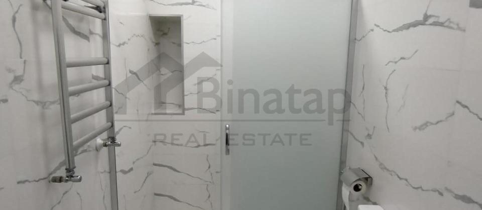 Tibb Universitetinın yanında - 15