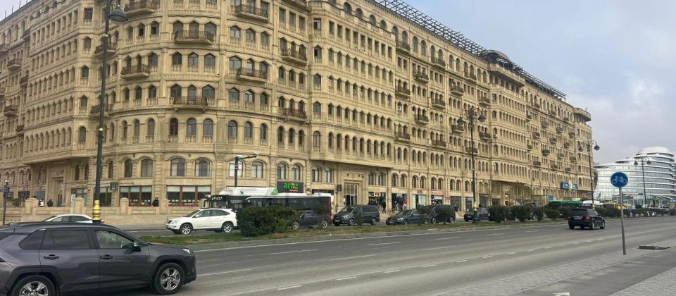 Amay ticaret merkezinde obyekt satilir/40 kv.m., 8 Noyabr prospekti - 2