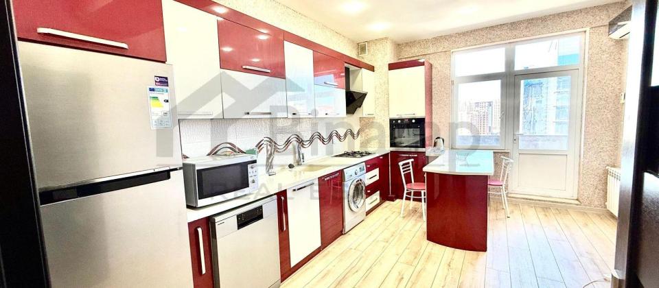 XƏTAİ METROSU 3 OTAQ YENİ TİKİLİ