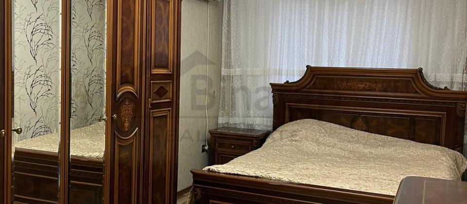 RAZİN 3 OTAQ YENİ TİKİLİ