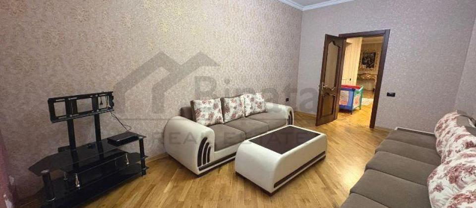 Baki saglamliq merkezinin yanida 4 otaqli menzil satilir/224 kv.m. - 4