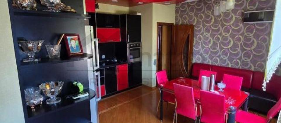 Musabeyov parkinin yani, Elmler Akademiyasi m/s yaxin 4 otaqli menzil satilir/180 kv.m. - 6