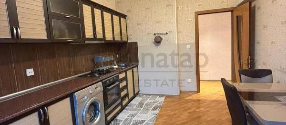 İnşaatçilar m/s ve Baku Malla yaxin 2 otaqli menzil kiraye verilir/88 kv.m. - 5