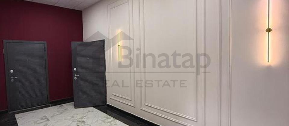 Tefekkur Universitetinin yani, 28 May m/s yaxin 4 otaqli menzil satilir/177 kv.m. - 4