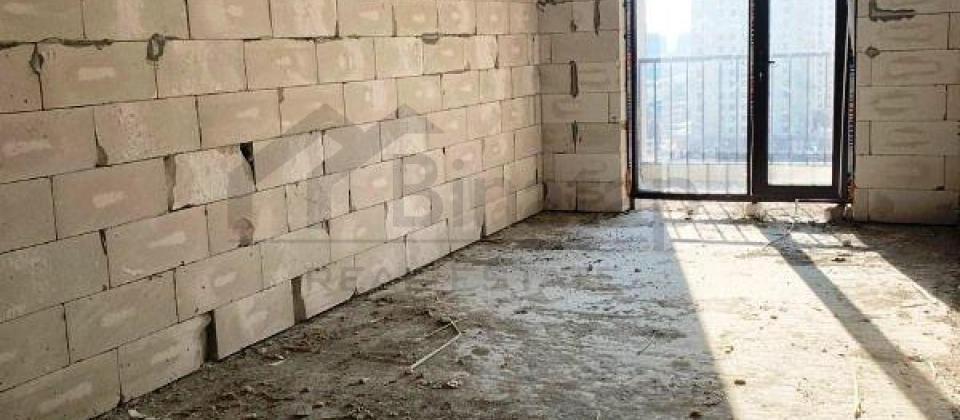 Heyder Eliyev ve Konqress merkezinin yaninda 5 otaqli menzil satilir/215 kv.m. - 7