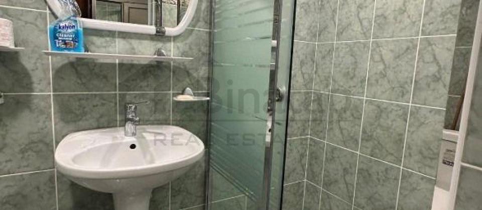 Statistika Komitesinin yaninda 2 otaqli menzil satilir/35 kv.m. - 10