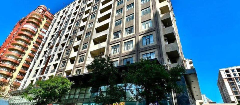 Qarabag kuchesi, Tehsil Nazirliyinin yaninda 3 otaqli menzil satilir/120 kv.m.