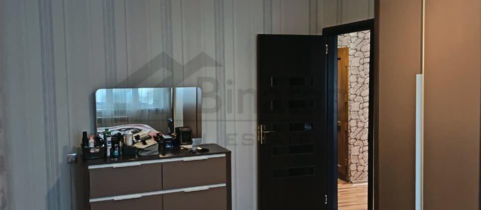 Satılır 3 otaqlı köhnə tikili 100 m², Neftçilər m. - 5