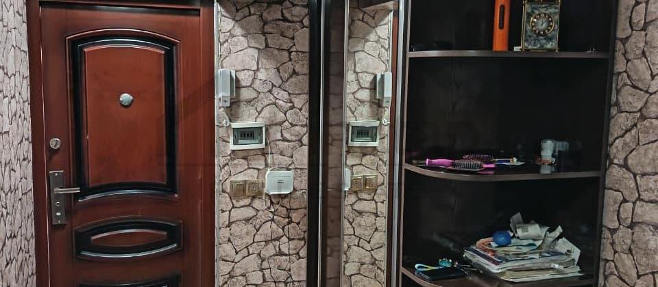 Satılır 3 otaqlı köhnə tikili 100 m², Neftçilər m. - 15