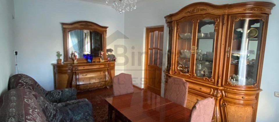 QARAYEV METRO 5 OTAQ LELİNQRAD SATİLİR - 4