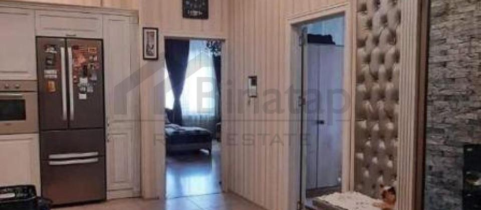 Xarici İshler Nazirliyinin yani, Nizami m/s yaxin 3 otaqli menzil satilir/100 kv.m. - 9