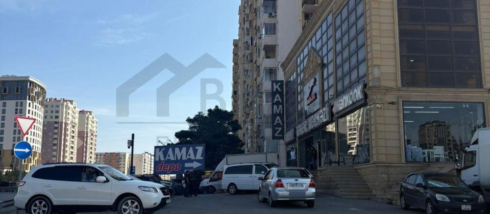 Xırdalan şəhərində bina evi satılır.