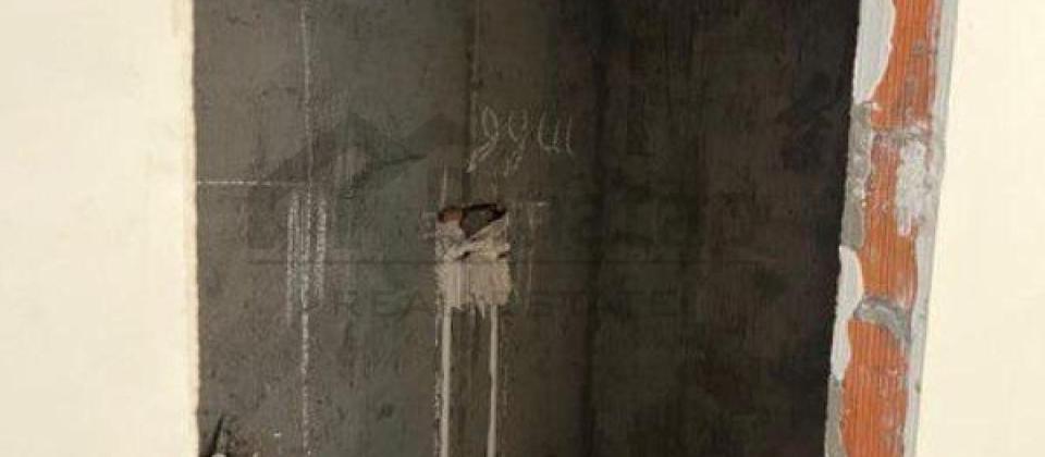 Nerimanov heykeli ve Huseyn Cavid parkina yaxin 3 otaqli menzil satilir/100 kv.m. - 14