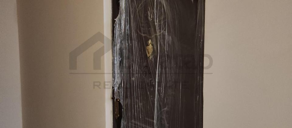 Masazır qəsəbəsi 4 Qardaş yaşayış kompleksində təmirsiz bina evi satılır. - 2