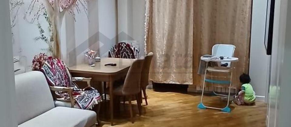 Masazır qəsəbəsi 4 Qardaş yaşayış kompleksində bina evi satılır.