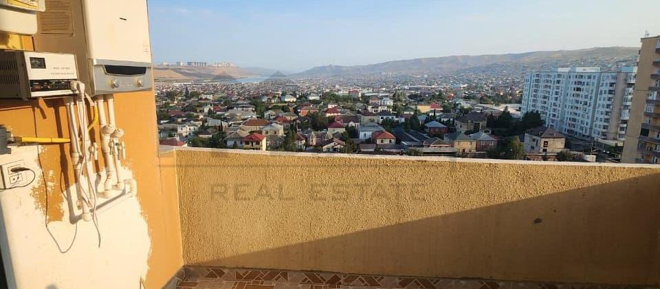 xirdalan şəhərində bina evi satılır.