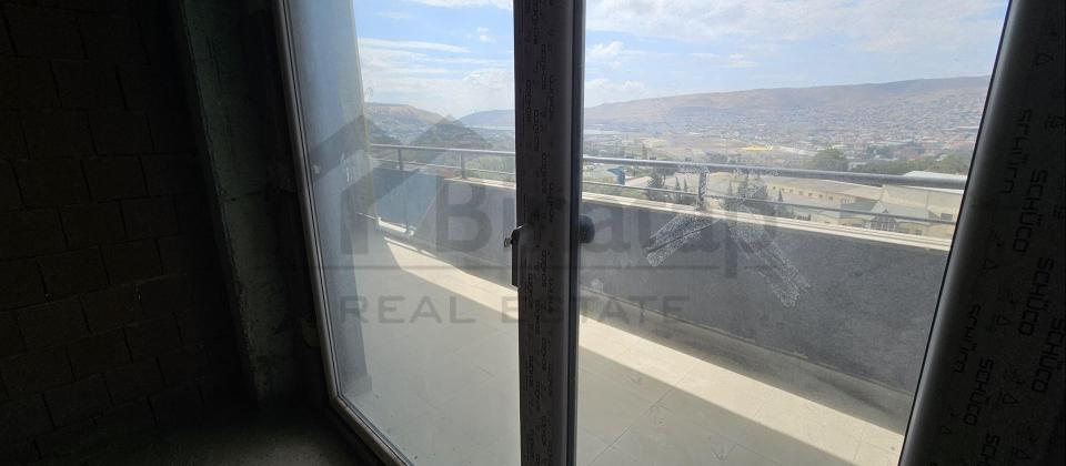 Biləcəri qəsəbəsi GREENVİLLE RECİDENCE yaşayış kompleksində təmirsiz bina evi satılır - 8