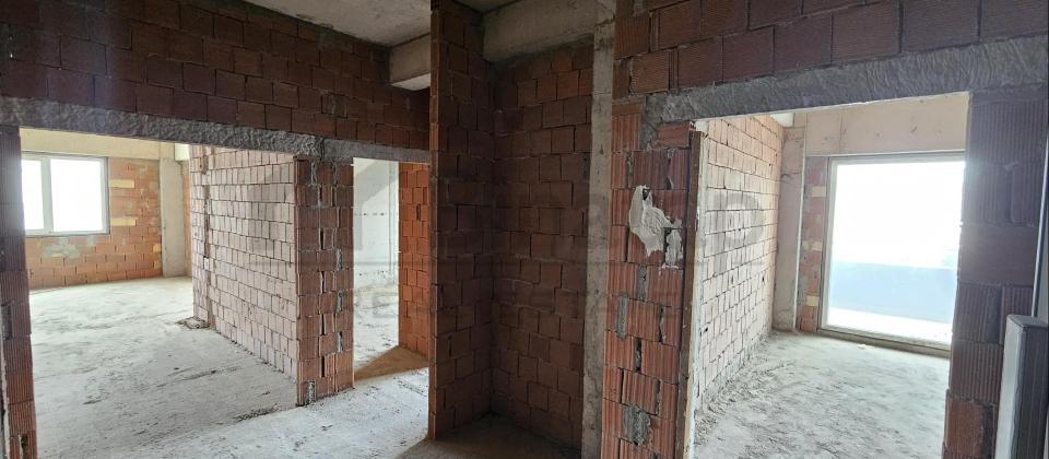 Biləcəri qəsəbəsi GREENVİLLE RECİDENCE yaşayış kompleksində təmirsiz bina evi satılır - 12