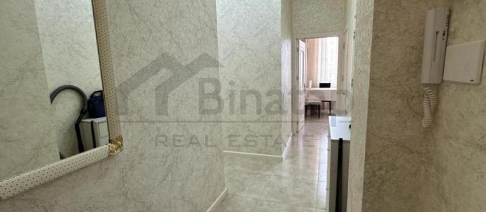 Merkezi parkin yani, Nizami m/s yaxin 2 otaqli menzil satilir/80 kv.m. - 10