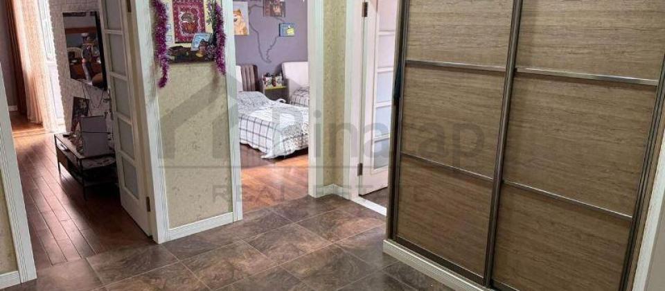 Yashil Ada ushaq bagchasinin yani, 8 Noyabr m/s yaxin 3 otaqli menzil satilir/105 kv.m. - 10