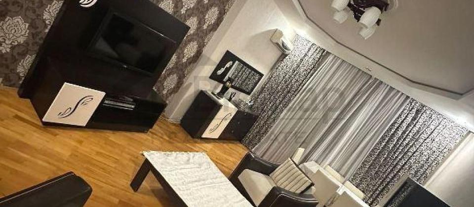 İnshaatchilar m/s yaxin 3 otaqli menzil satilir/110 kv.m. - 2