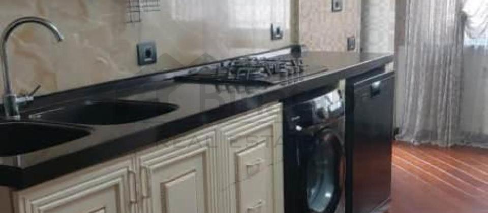 Zooparkin yani, Genclik ve 28 May m/s yaxin 3 otaqli menzil satilir/144 kv.m. - 9