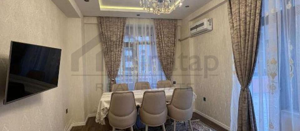 Qara Qarayev m/s yaxin 2 otaqli menzil satilir/90 kv.m.