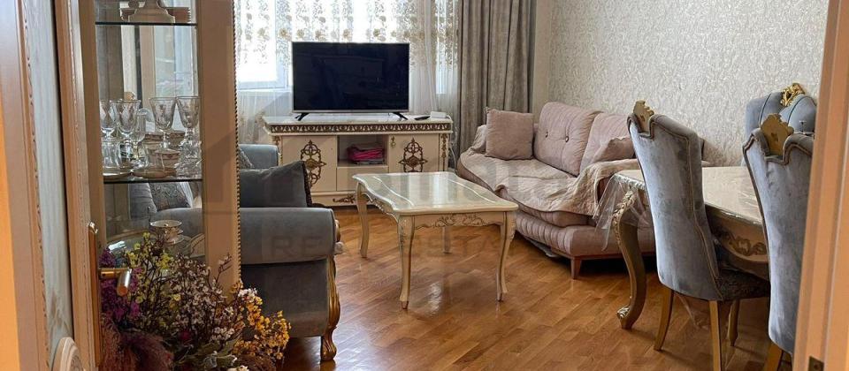 9 mkrn, NƏSİMİ m/st yaxın BOLMART yaxınlığında