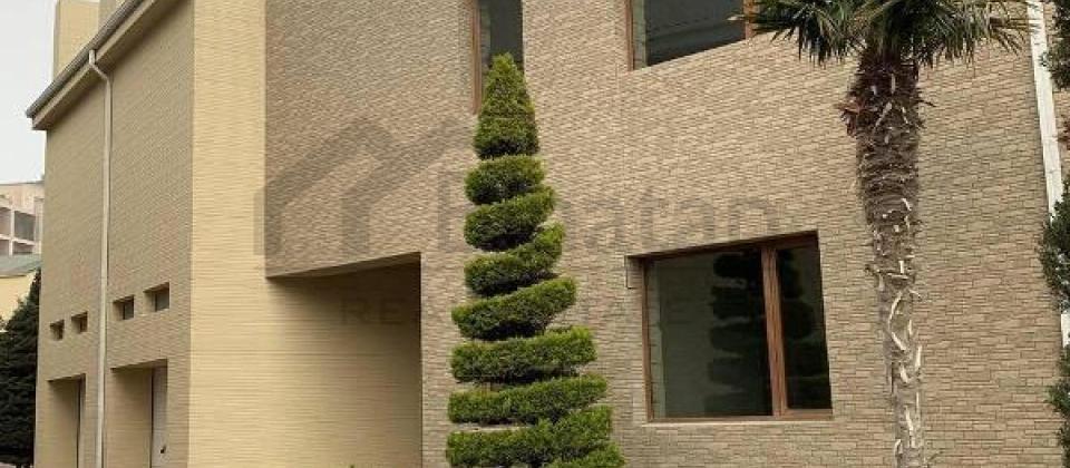 Shixov qesebesi, Grand Park Shikhov'da villa satilir/500 kv.m. - 2