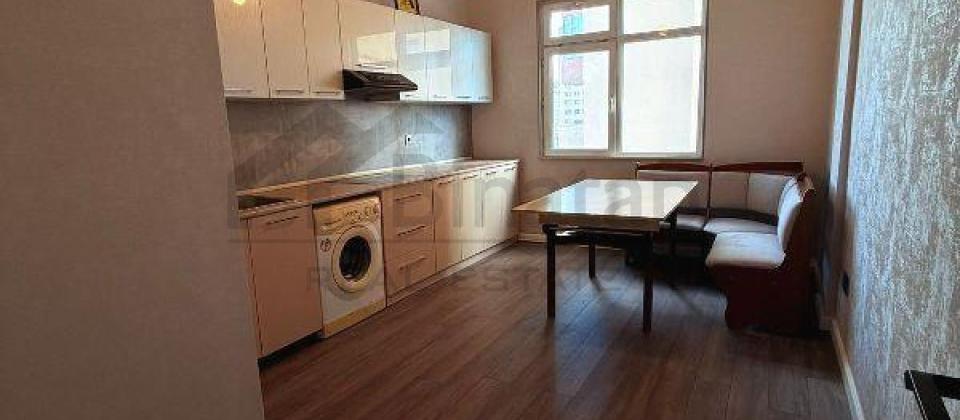 Yasamal parkinin yani, Elmler Akademiyasi m/s yaxin 3 otaqli menzil satilir/120 kv.m. - 7