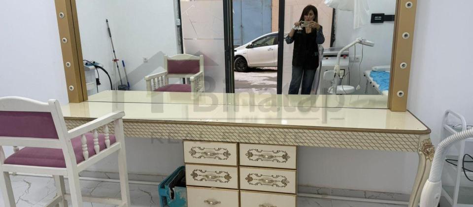 Xırdalan Aaaf parkda Qadın salonu satılır - 4