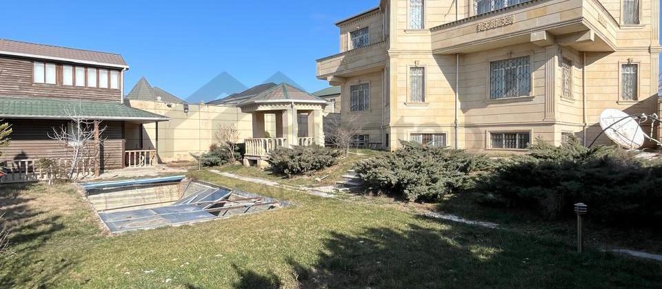 Masazır qəsəbəsi villa satılır