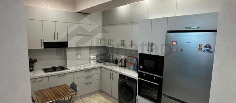 Badamdar qesebesi, Caspian Hospitalin yaninda 3 otaqli menzil satilir/90 kv.m. - 4