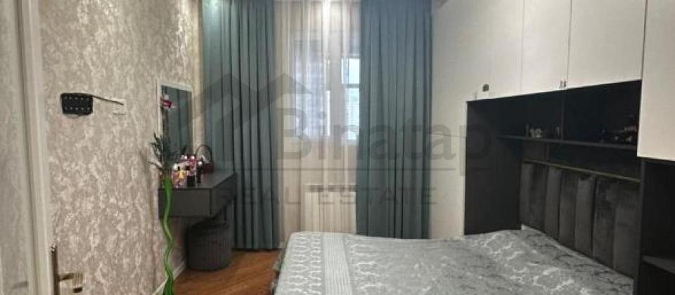 Memar Ecemi m/s yaninda 2 otaqli menzil satilir/60 kv.m. - 4