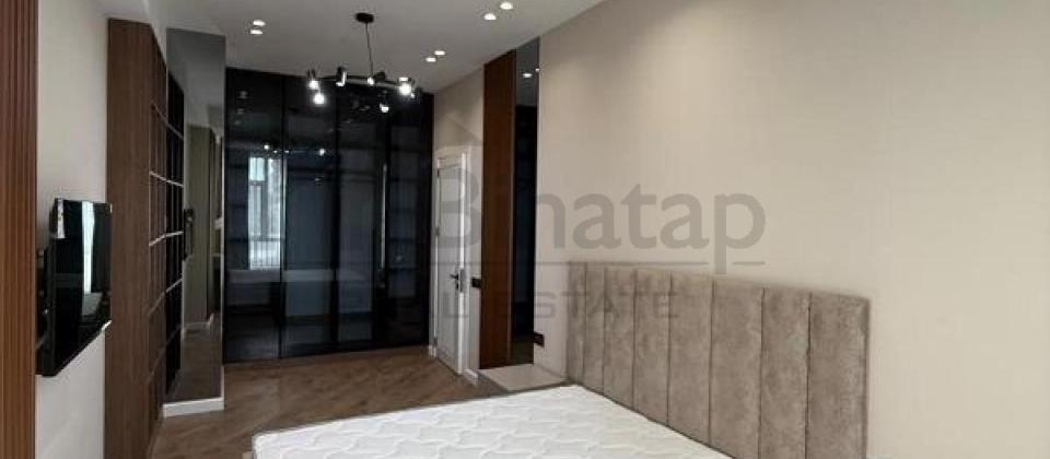 Sherq bazarinin yani, 28 May m/s yaxin 3 otaqli menzil satilir/118 kv.m. - 7