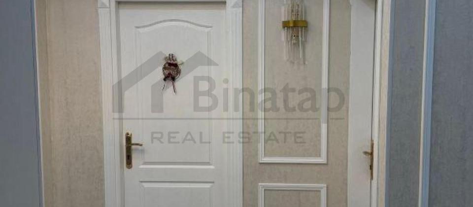 Ayna Sultanova heykelinin yaninda 3 otaqli menzil satilir/100 kv.m. - 12