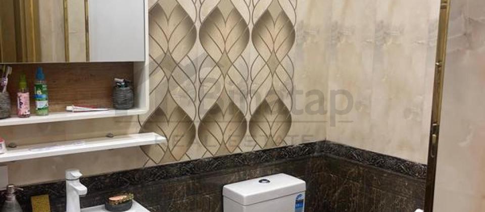 Koroglu ve Koala parklarinin yaninda 3 otaqli menzil satilir/125 kv.m. - 15