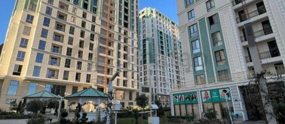 Zumrud Residence'də 4 otaqlı mənzil satılır/142 kv.m. - 15