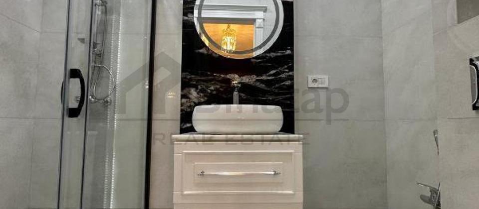 Metropark və Nərimanov m/s yanında 4 otaqlı mənzil satılır/170 kv.m. - 12