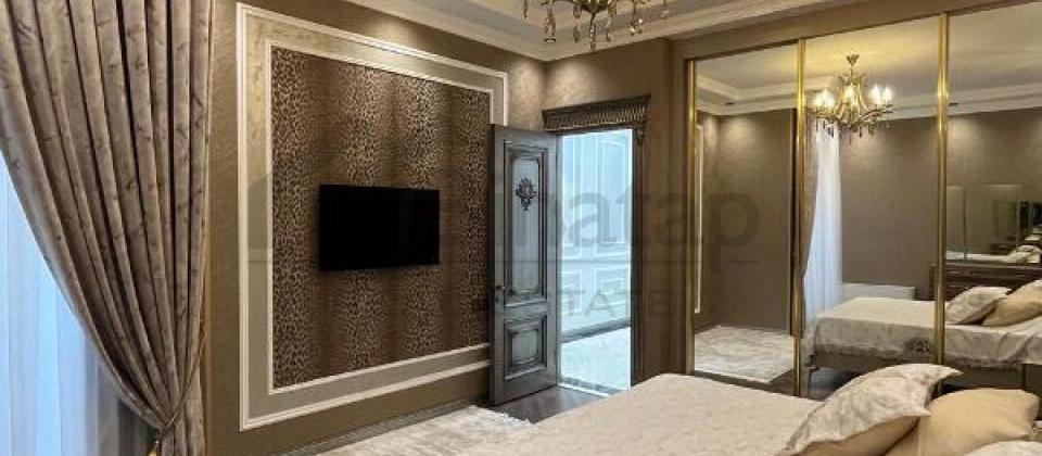 Tbilisi prospekti, 8 Noyabr m/s yaxin 3 otaqli menzil satilir/164 kv.m. - 6