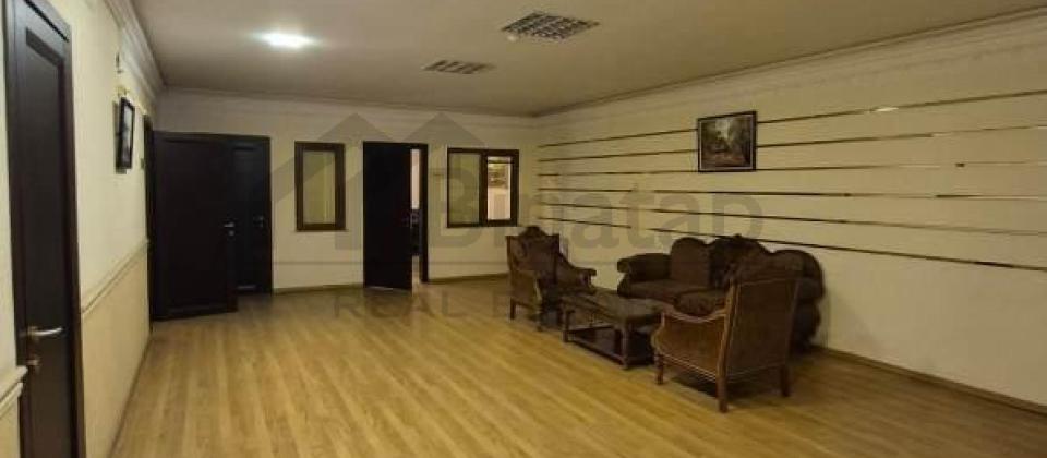 3cu mkrn, 20 Yanvar və Memar Ecemi m/s yaxin obyekt icareye verilir/400 kv.m. - 7