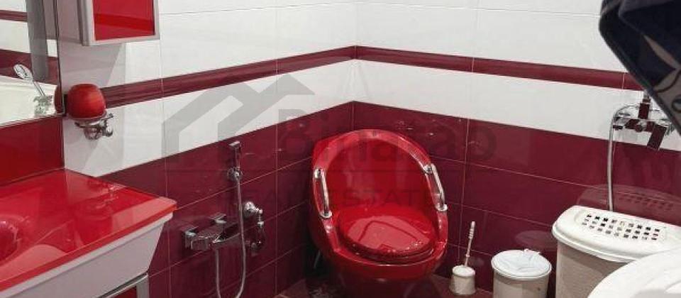 Aga Nemetulla kuchesi, Nerimanov m/s yaxin 4 otaqli menzil satilir/174 kv.m. - 14